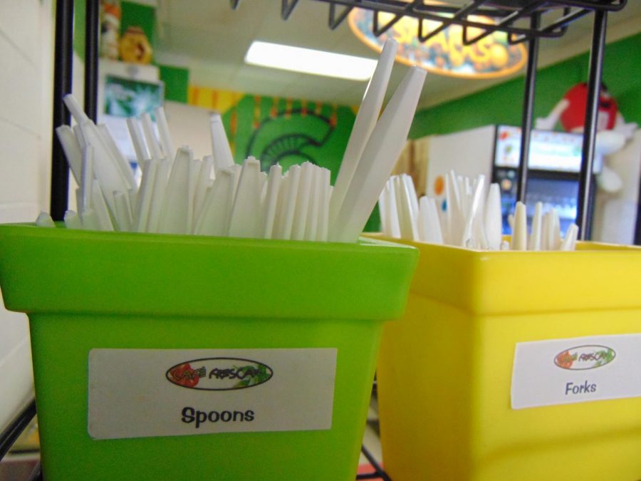 Baskets+of+plastic+silverware+are+filled+and+set+out+for+students+everyday+at+lunch.