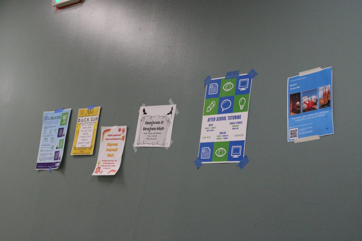 Posters+of+various+opportunities+and+clubs+are+posted+on+the+walls.+They+can+be+seen+in+almost+every+hallway+in+the+school.