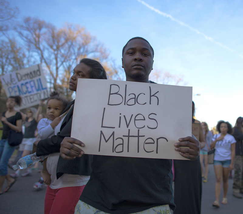 Protesters+continue+to+fight+for+justice.+Black+Lives+Matter+by+Fibonacci+Blue+is+licensed+under+CC+BY+2.0.